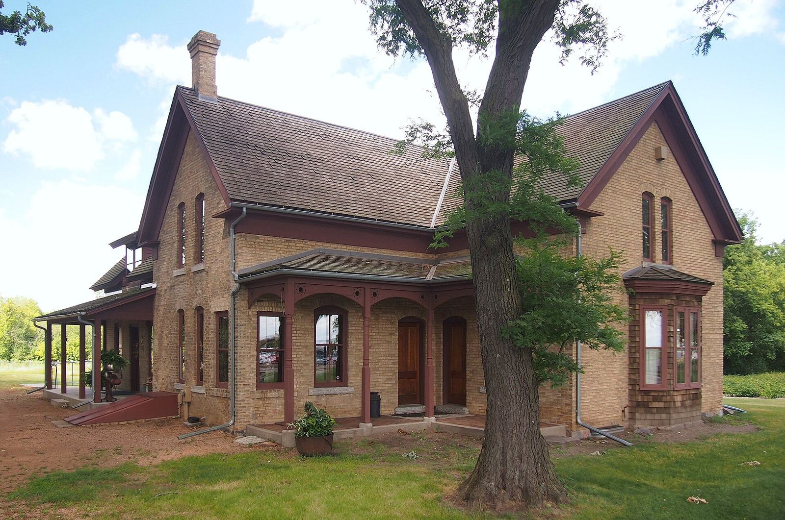 John R. Cummins Farmhouse, Silverness Park, Eden Prairie