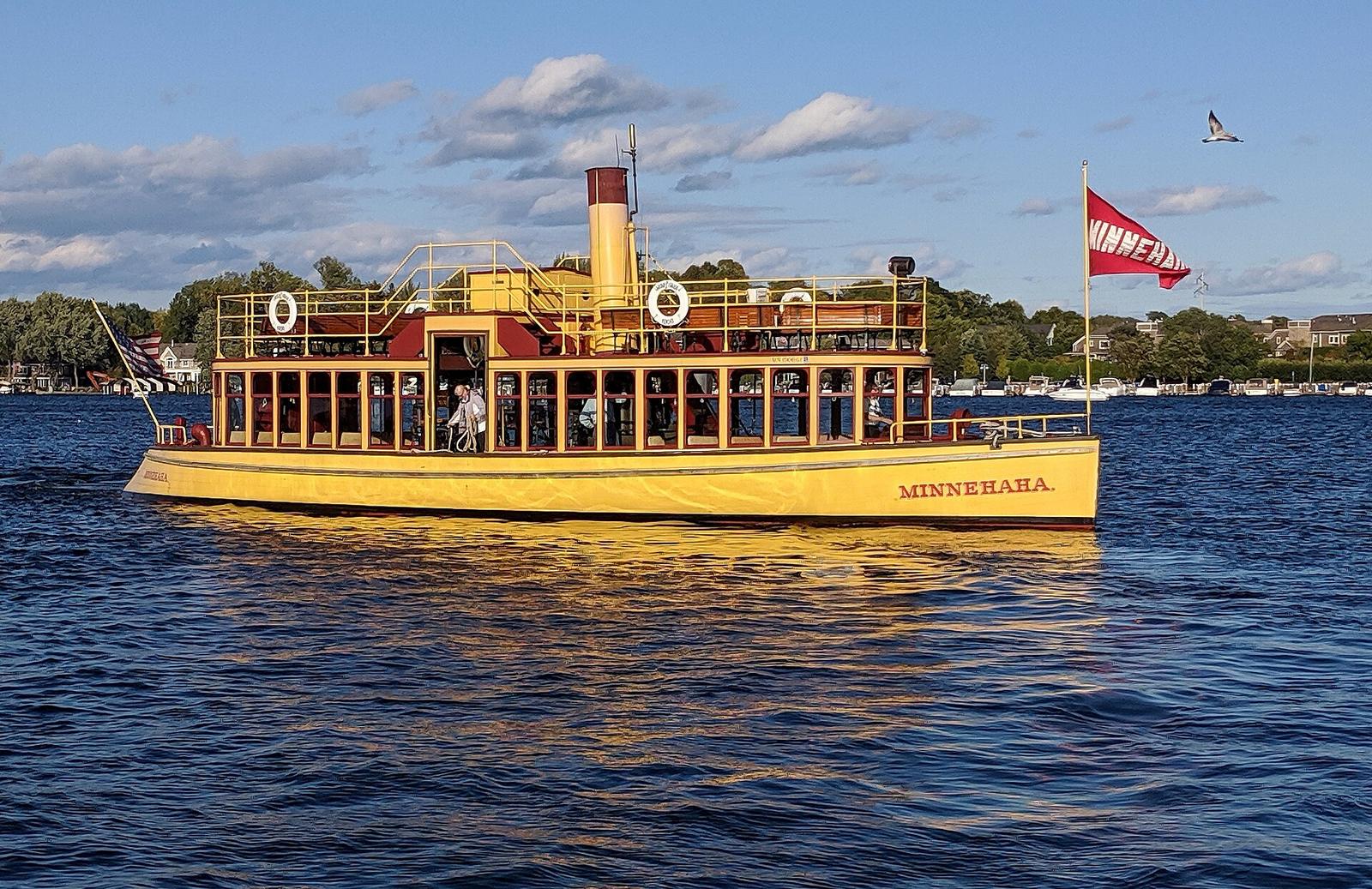 Steamboat Minnehaha on Lake Minnetonka